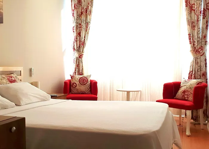 Aterna 2* Δεκελί